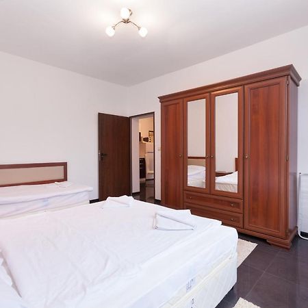 Central Beach Guest Rooms Burgas by Eksteriør bilde